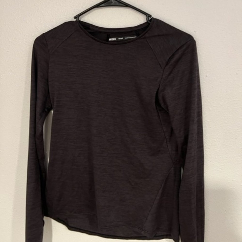 REI rash guard